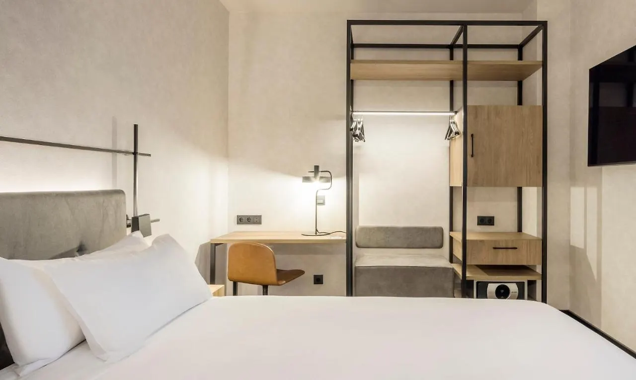 Hotel Ilunion San Mames Bilbao 4*,