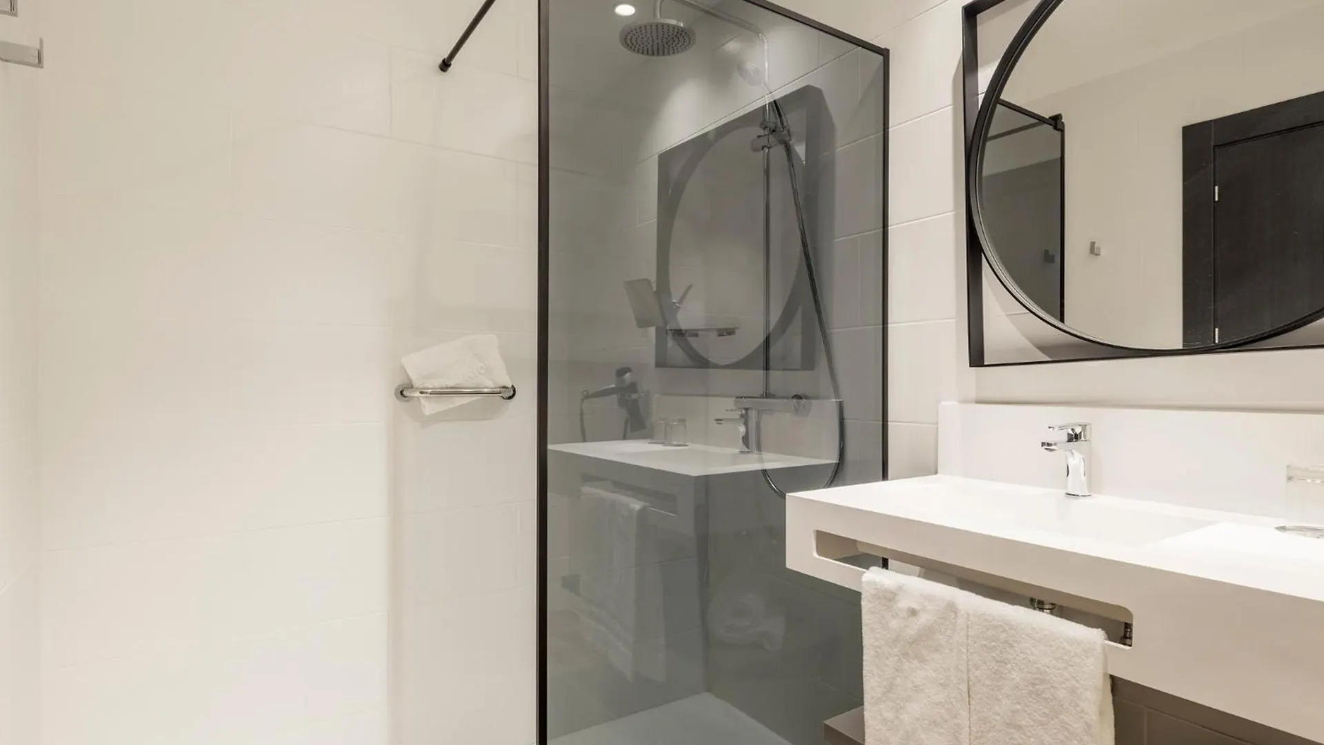 Hotel Ilunion San Mames Bilbao 4*,  Spanien